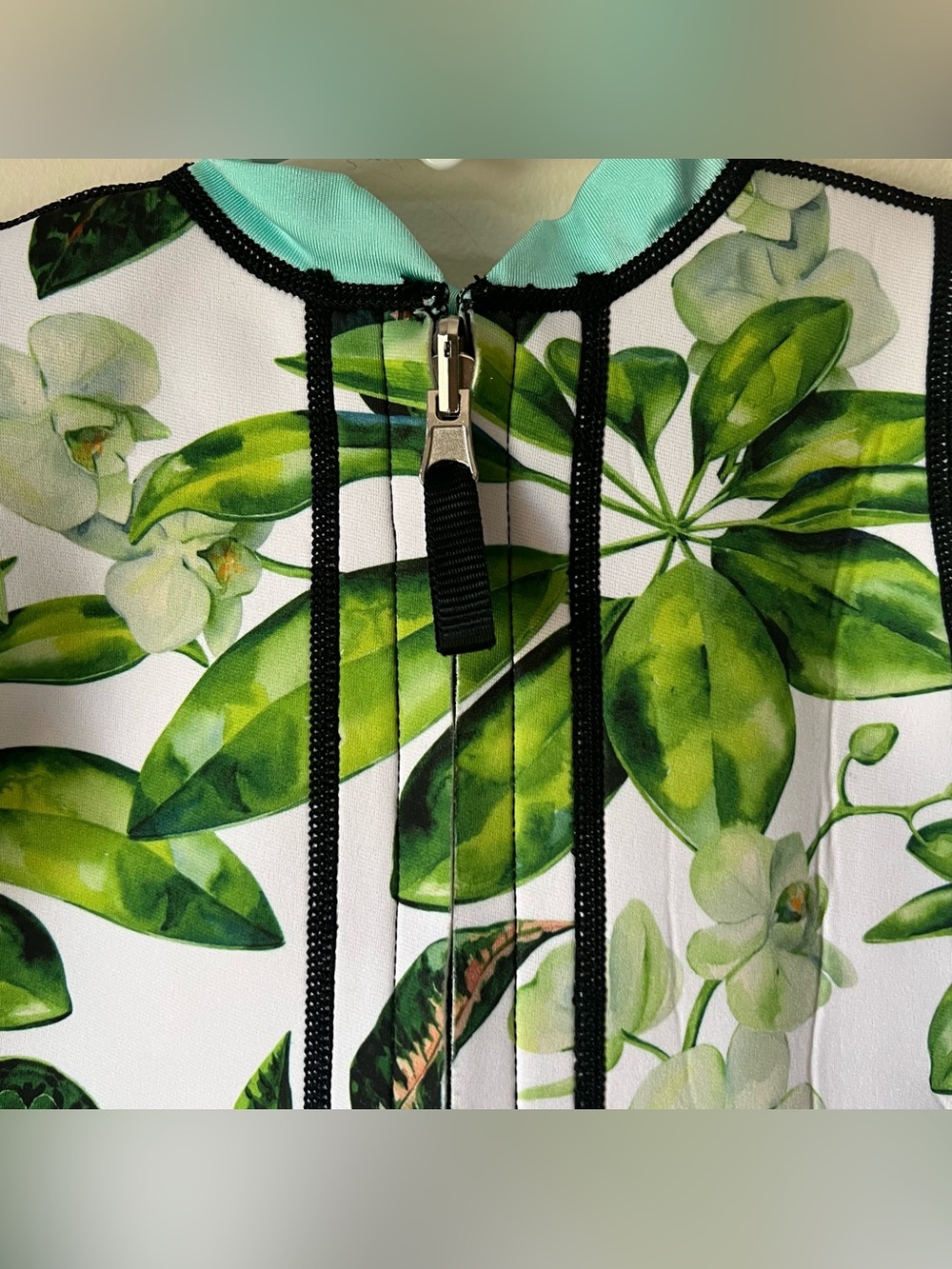 Aquajoy Warmsy Reversible Wetsuit Sea Green Tropical Print Neoprene SPF 12-24 mo - Picture 7 of 12